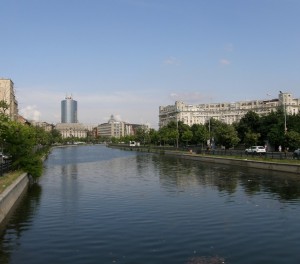 dambovita-la-podul-izvor-23110-l