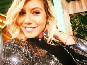 Sore a anuntat pe Facebook ca este insarcinata