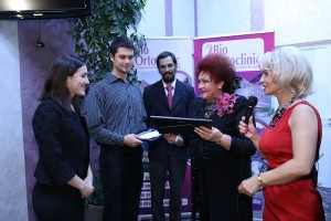 Vedetele premiaza medicii