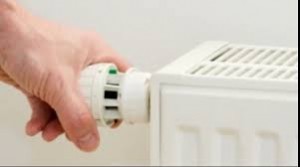 RADET: "Se opreste apa calda si caldura!" ELCEN:"Nu se sisteaza nimic!"