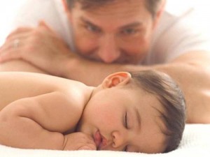 Concediul paternal creste de la 5 la 10 zile lucratoare