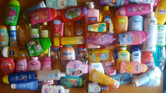 Stiai cat de toxice sunt sampoanele pentru copii si bebelusi? Fara parabeni nu inseamna sigur!