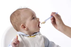 Lipsa proteinelor din alimentatia copilului poate duce la intarziere in dezvoltarea fizica