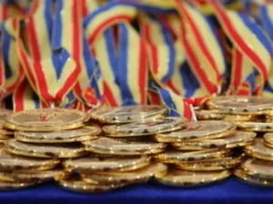 Doua medalii de aur si doua de argint pentru olimpicii români la Balcaniada de Informatică (seniori)