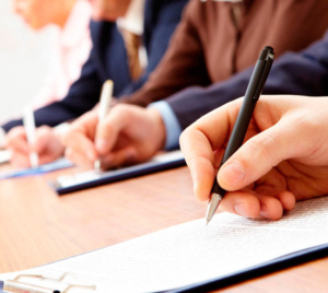 Ministerul Educaţiei a publicat modele de itemi pentru proba scrisă a concursului de directori de şcoli