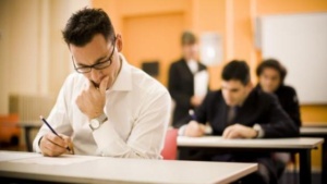 Nota dupa contestatie va fi modificata si pentru o diferenta mai mica 0,5 puncte