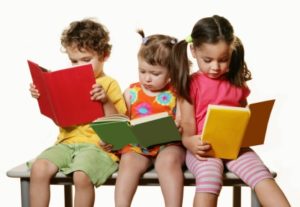 Ministrul Educatiei semnaleaza ca peste 40% dintre elevii romani nu inteleg un text citit la prima vedere