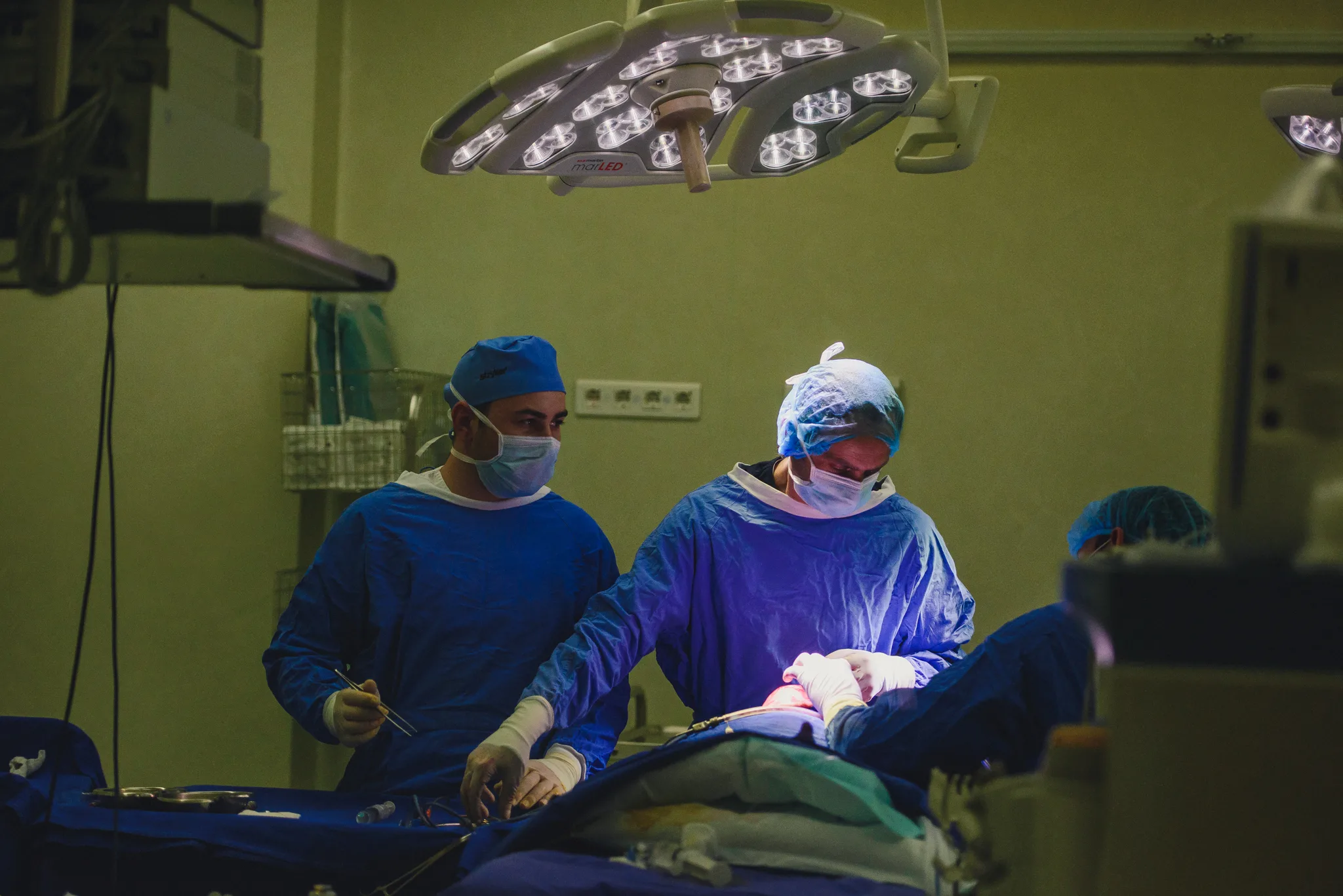 Echipa de medici italieni voluntari, in timpul unei misiuni la Marie Curie