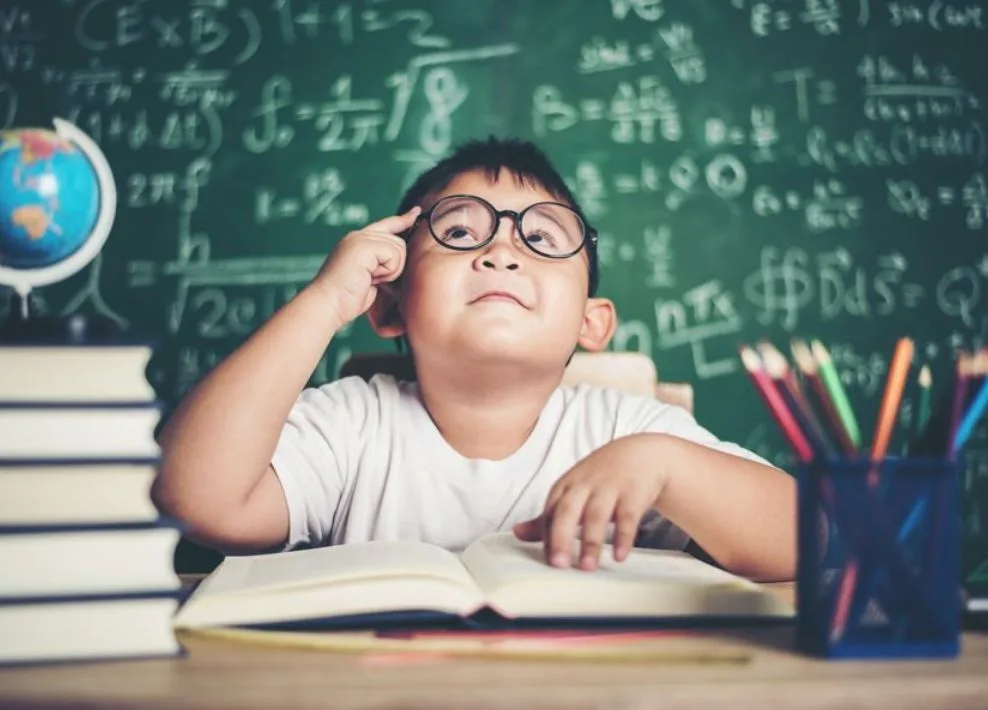 elev examen
