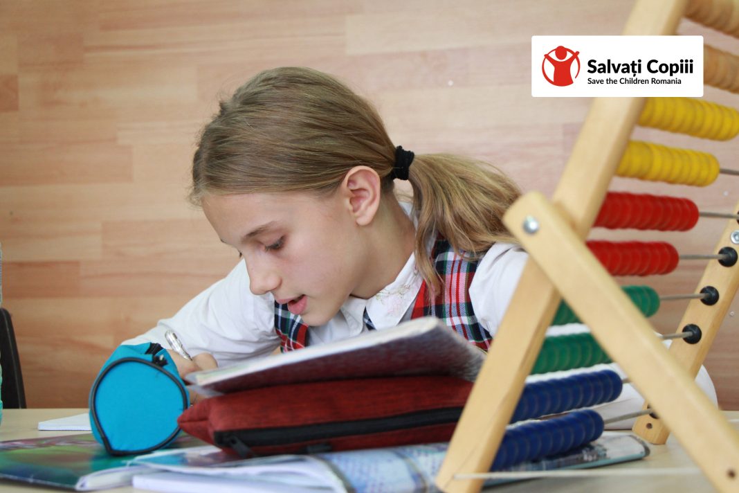 Foto arhiva Salvati Copiii (3)