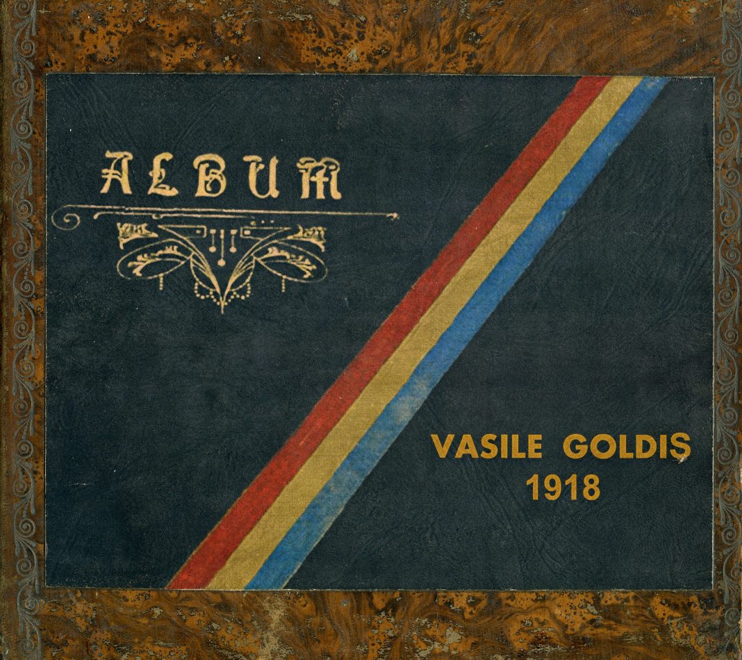 FOTO Coperta Albumul Marii Uniri