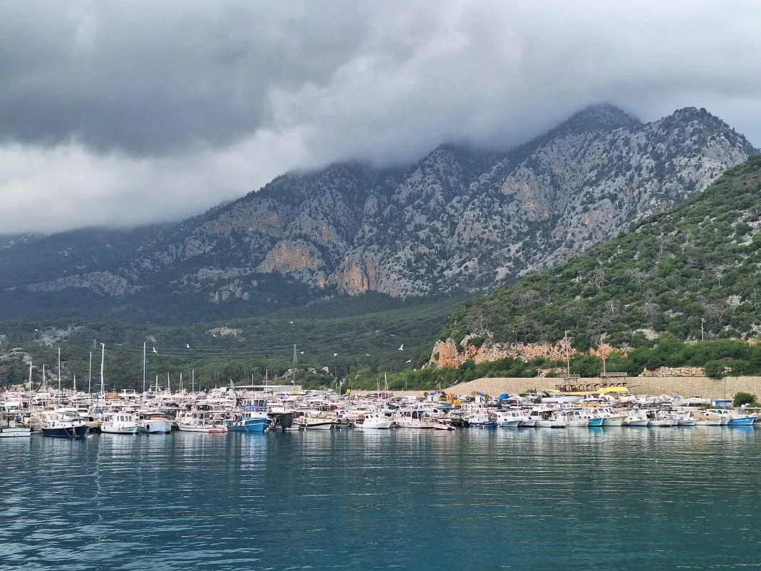 Port Kemer