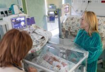 Peste jumătate dintre decesele înregistrate în UE la copiii sub un an, din cauze respiratorii, sunt în România